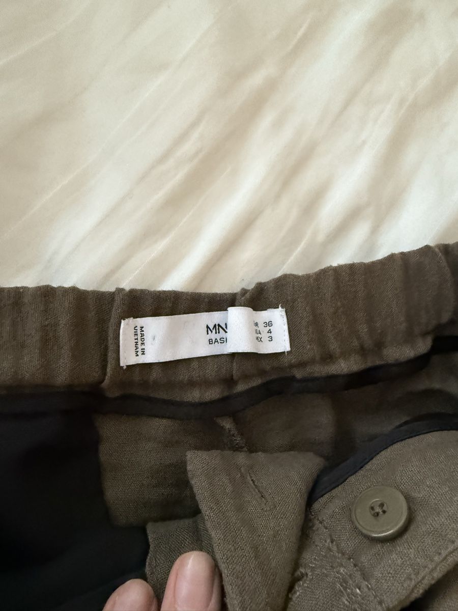 Mango Pantaloni: Mango Khaki Shorts mit Bindegürtel, Gr. 36 – Usato da Volketswil venduto da habibeoez 1