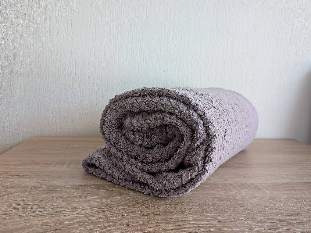 Coperte: Kuscheldecke, Dekodecke 155x200cm, neuwertig – Nuovo (secondo la descrizione) da Buochs venduto da and_25zf 1