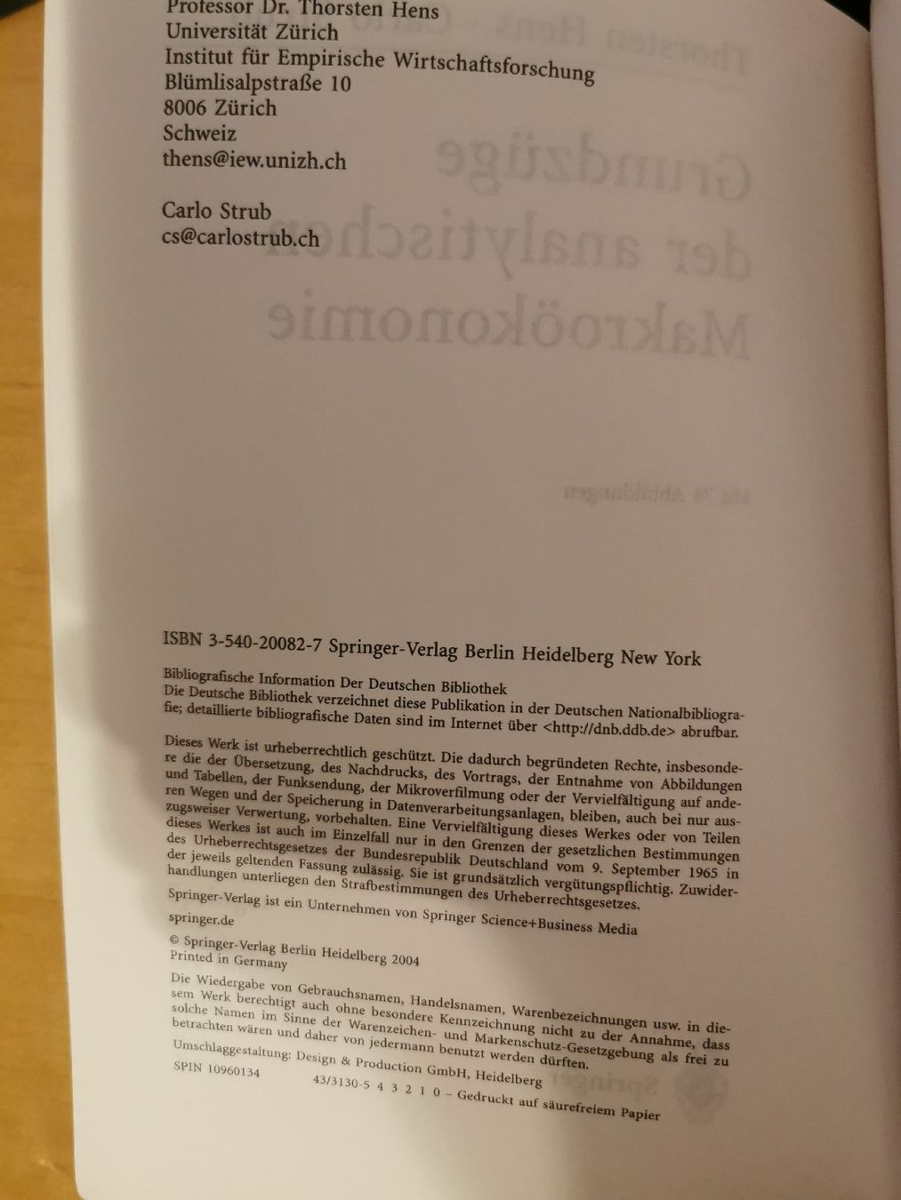 Libri: Hens-Strub: Makroökonomie – Usato da Effretikon venduto da miccella 1