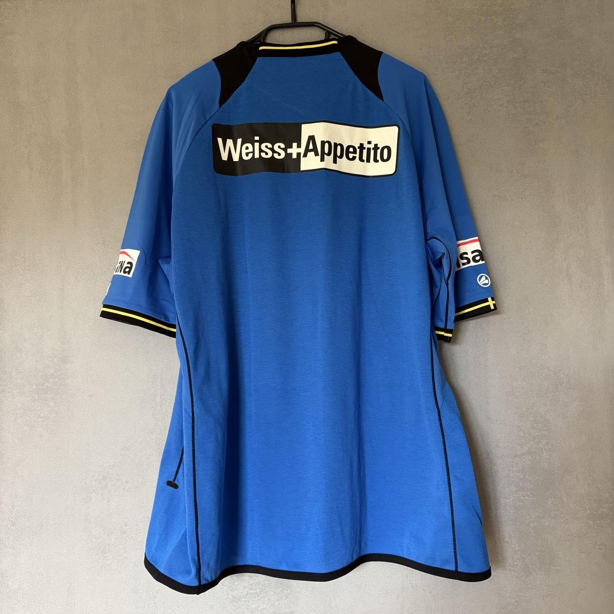 Jako Canottiere & Pantaloni: Bsc Young Boys Trikot Jako – Usato da Winterthur venduto da LaBodega 6
