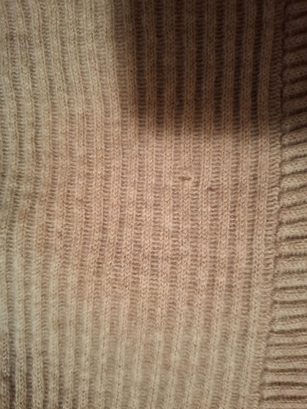 Maglioni & Felpe: Pullover - Merinowolle + Kaschmir  -  Gr. 36        /  118 – Usato da Schlieren venduto da Alena020_0 3