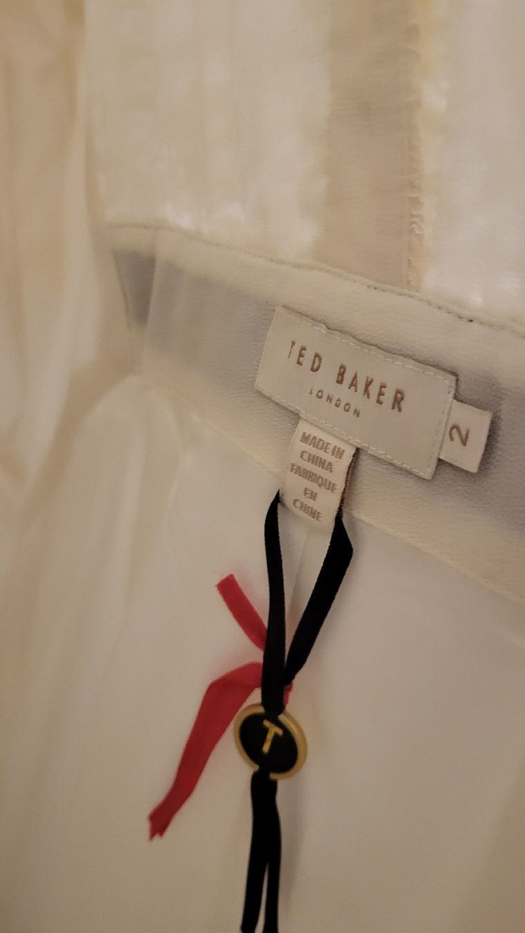 Vestiti: Ted Baker Tailored Wedding Dress Size 2 – Usato da Zürich venduto da tkind 6