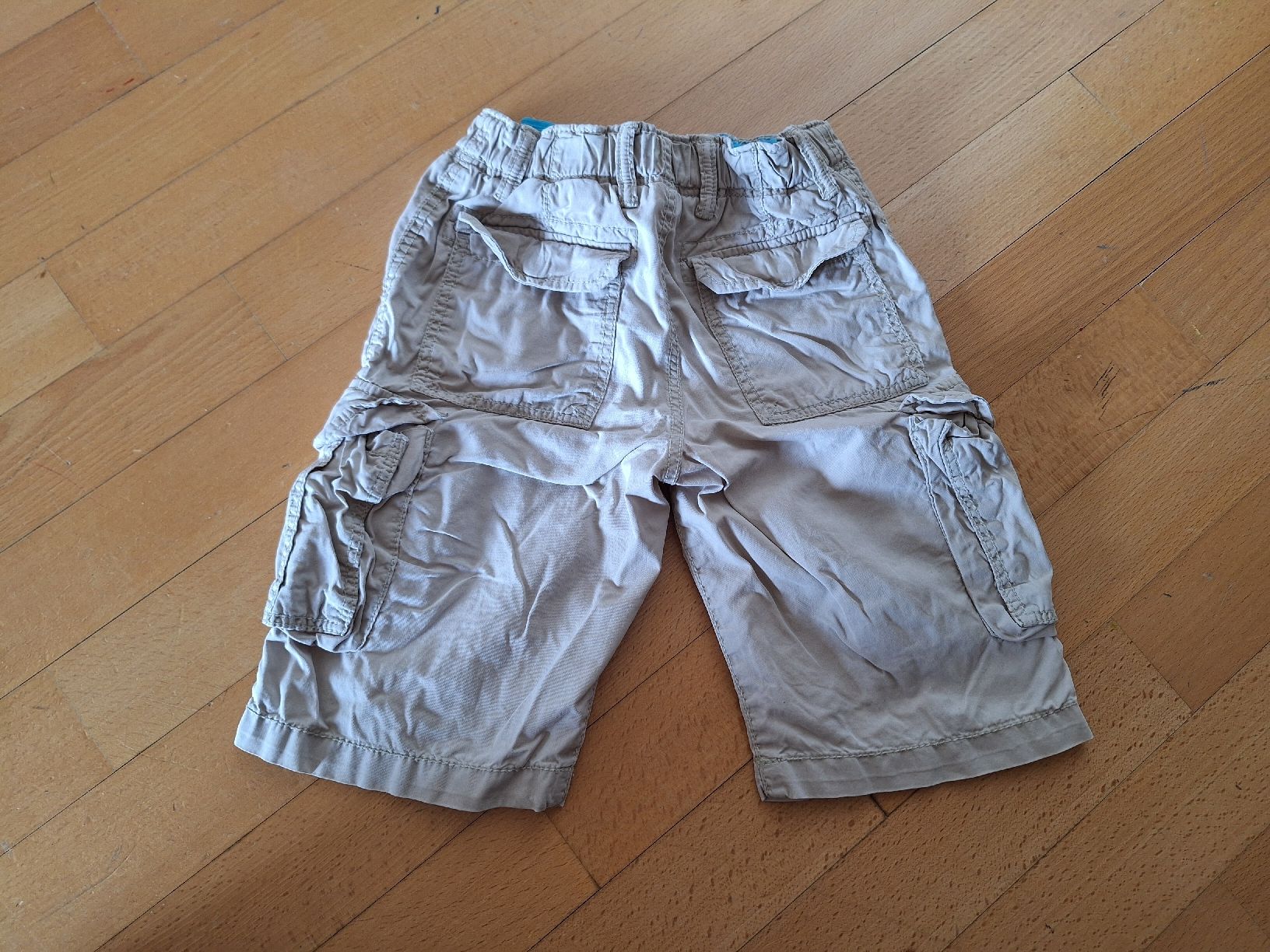 H&M Hosen: Shorts von H&M in Gr. 122 – Gebraucht aus Oberrieden von man_9tm2 1