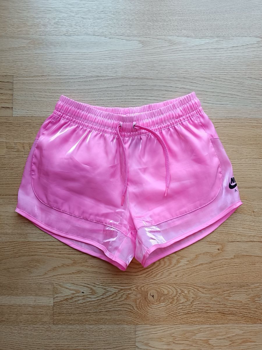 Nike Pantaloni: NIKE AIR PINKE SHORTS, SCHIMMER – Usato da Zürich venduto da dbu_s8p2 2