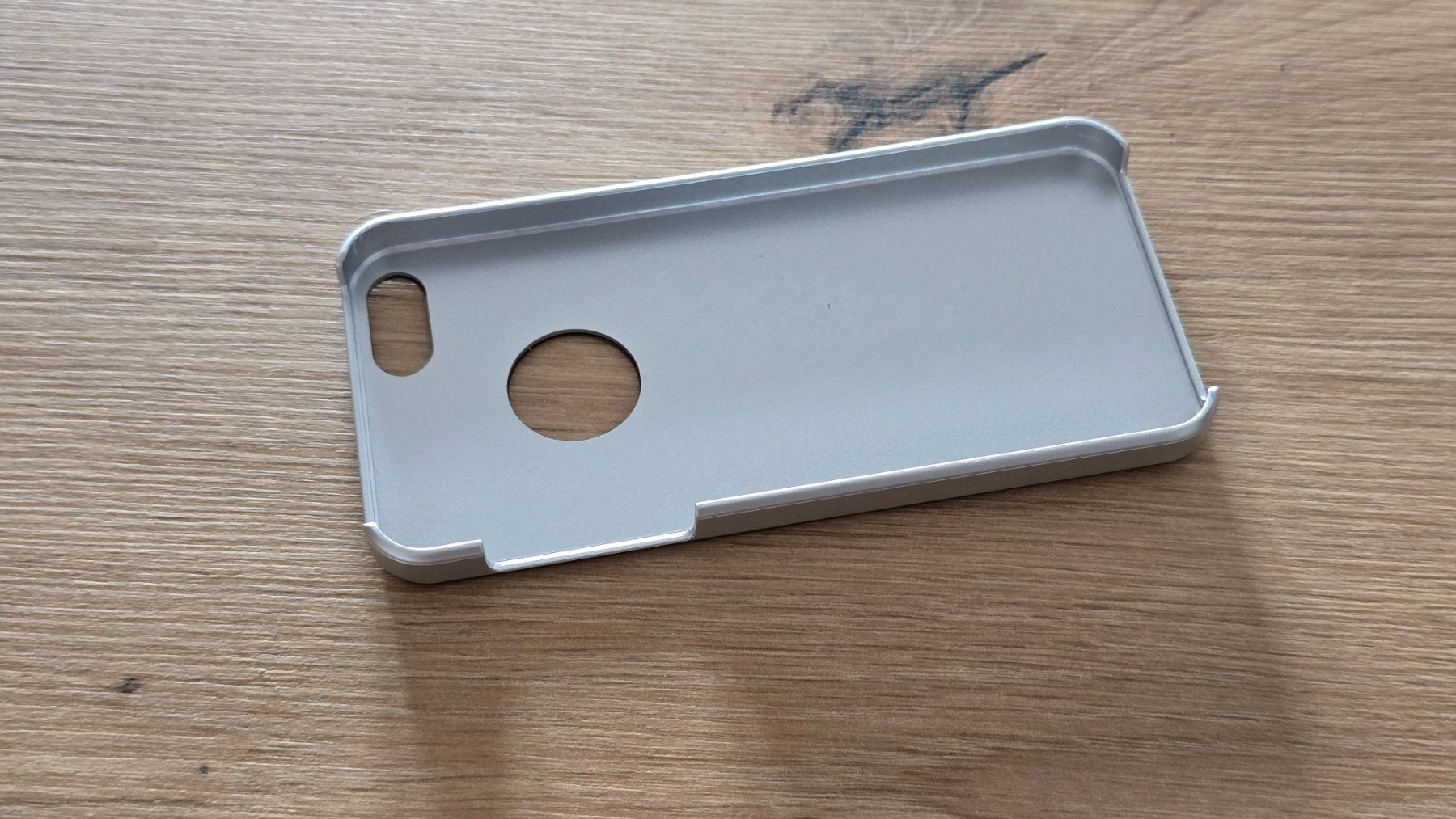 Cover & Protezioni schermo: Back Cover Air Jacket - iPhone SE 2016 /5/ 5S / 5C - kupfer – Usato da Thalwil venduto da VitaMini 2