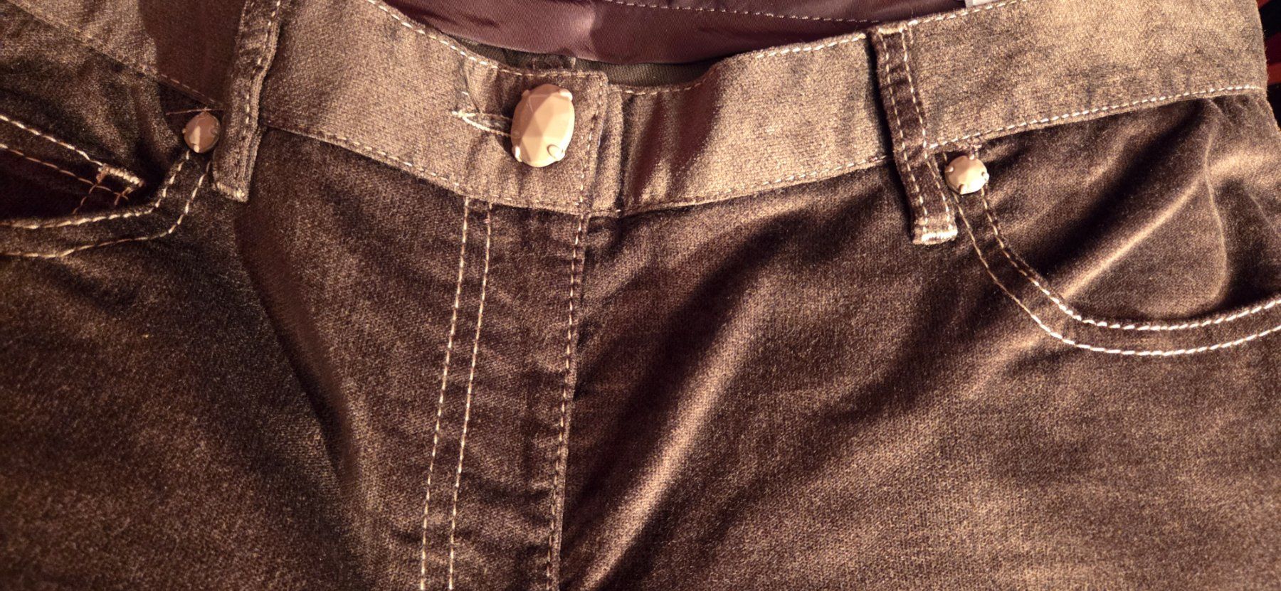 Maliparmi Pantaloni: Samt Hose MALIPARMI  Gr. 40/42 NEU – Nuovo e nell'imballaggio originale da Wettswil venduto da doe_x6nz 2