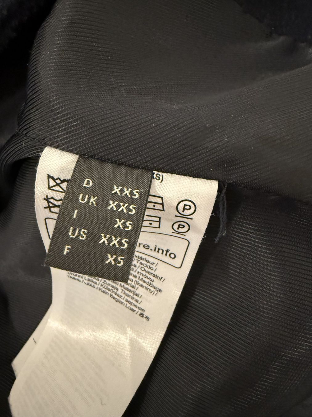 Esprit Cappotti: ESPRIT Mantel 32DE dunkelblau – Usato da Sachseln venduto da WertvollWeiter 4