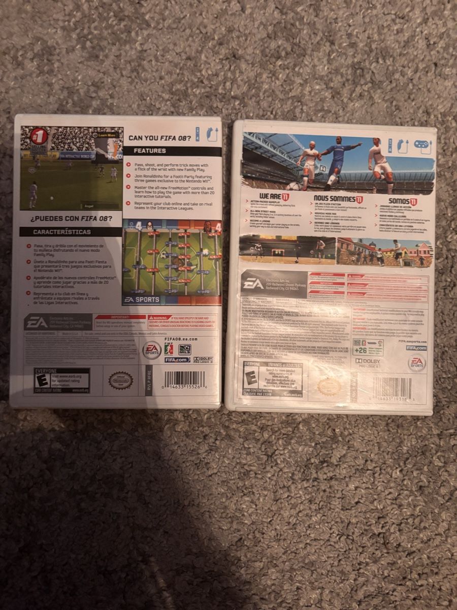 Fifa Sammelbilder & Trading cards: Wii FIFA Soccer 08 & 11 Game Bundle no disc – Gebraucht aus Ascona von ElfieLove 1