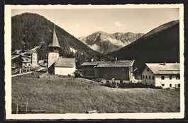 Monstein, Dorfpartie mit Blick auf das G