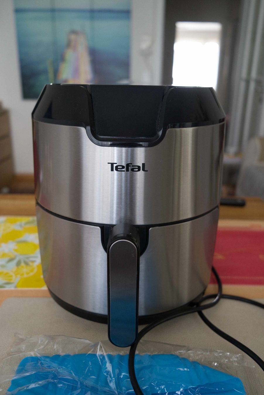 Tefal Elettrodomestici da cucina: Tefal Air Fryer 401D – Usato da Basel venduto da Verkauf_Aral