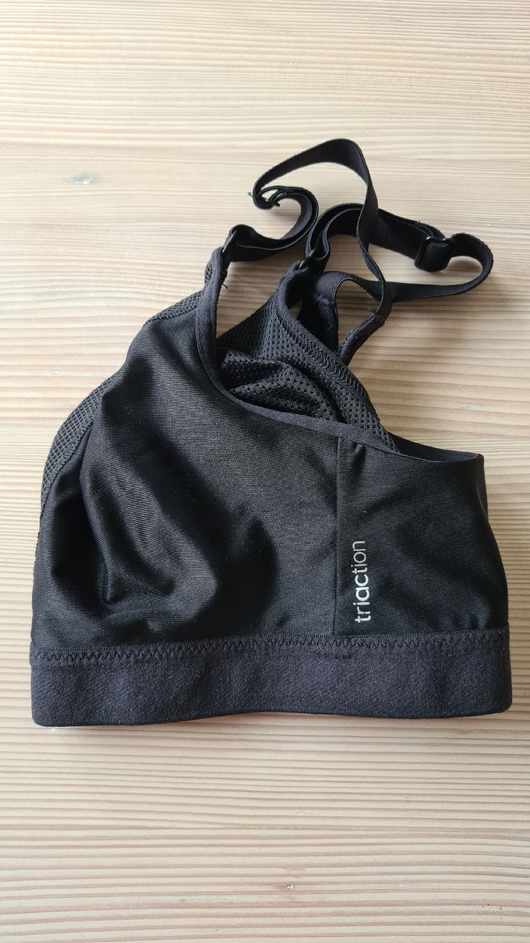 Triumph Sonstige Unterwäsche: Triaction Sport BH Wellness, Triumph, Gr. 75B – Gebraucht aus Olten von daxfox