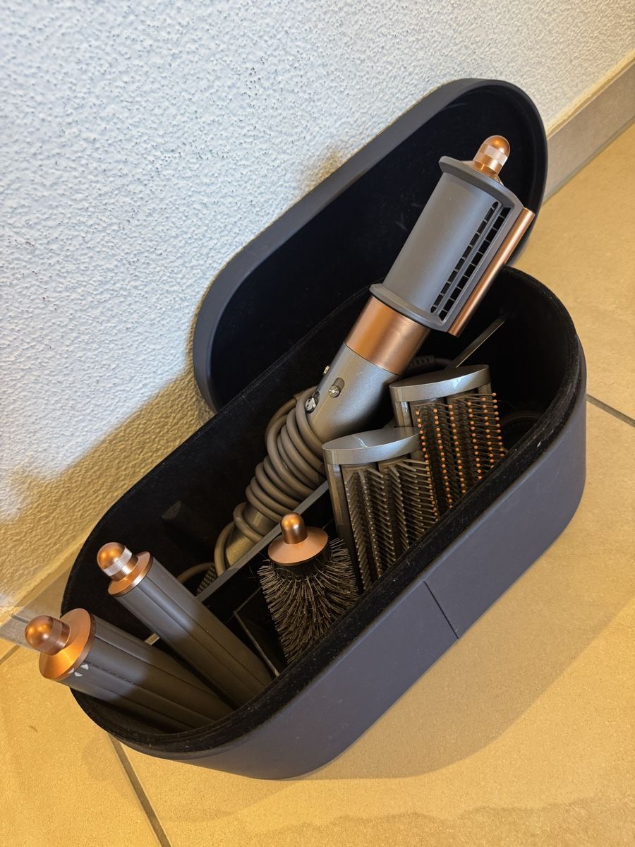 Dyson Piastre & Arricciacapelli: Dyson Airwrap – Nuovo (secondo la descrizione) da Zollikofen venduto da D2017