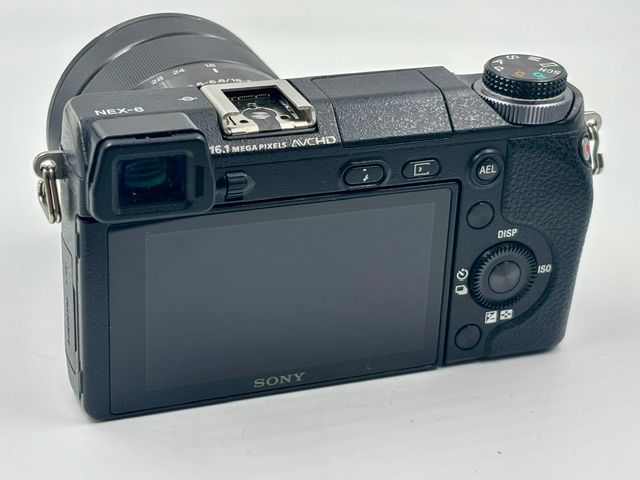 Sony Kamera: Sony Nex-6 + 18-55mm OSS – Defekt aus Seewis Dorf von Plebejus 2