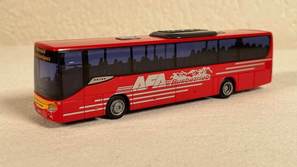 Bus Setra S415 HDH AWM – Échelle 1/87 HO – Modèle Réduit Plastique – Occasion