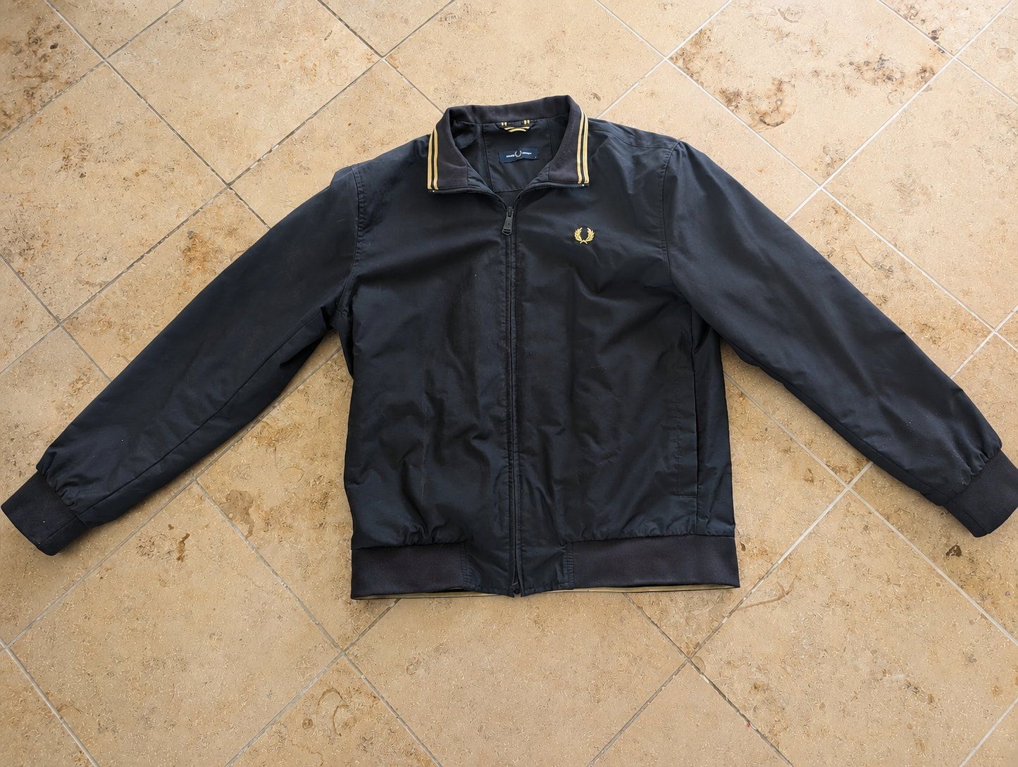 Fred Perry Giacche: Fred Perry Harrington / Brentham Jacke M – Usato da Zürich venduto da Krisel