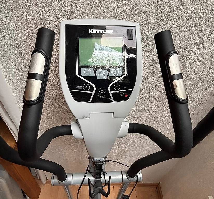 Hometrainer: Kettler Crosstrainer – Usato da Pfäffikon ZH venduto da splaeh 1