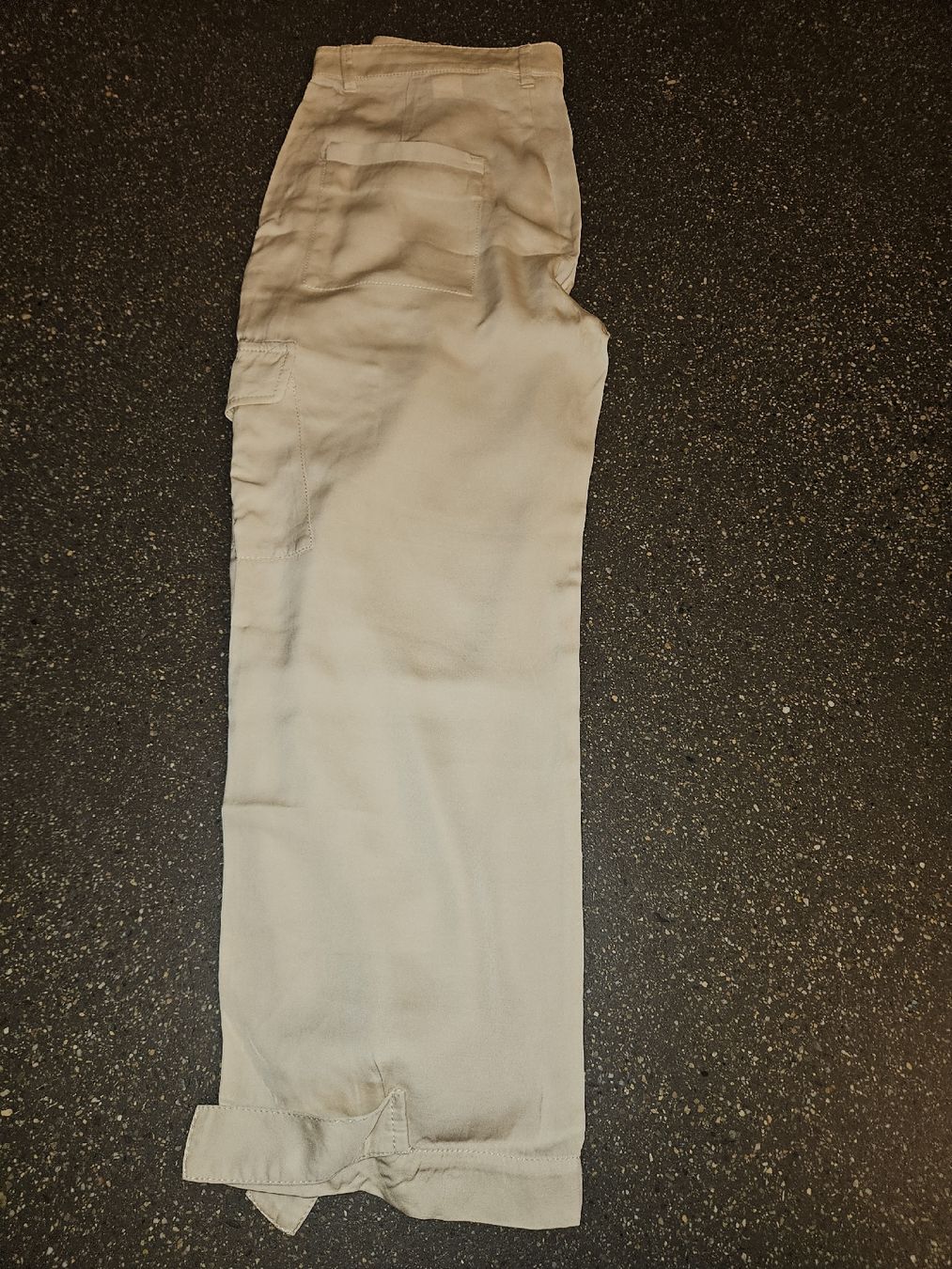 Zara Pantaloni: Zara Hose, Beige, Grösse M – Nuovo (secondo la descrizione) da Anwil venduto da tamoos 3