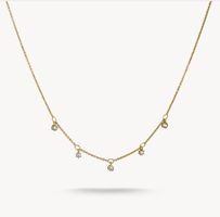 Necklace with white zirconia