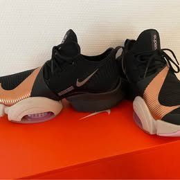 Nike Damenschuhe: Sneakers Nike Air zoom superRep – Neu und originalverpackt aus Martigny von ritonlgazon 1