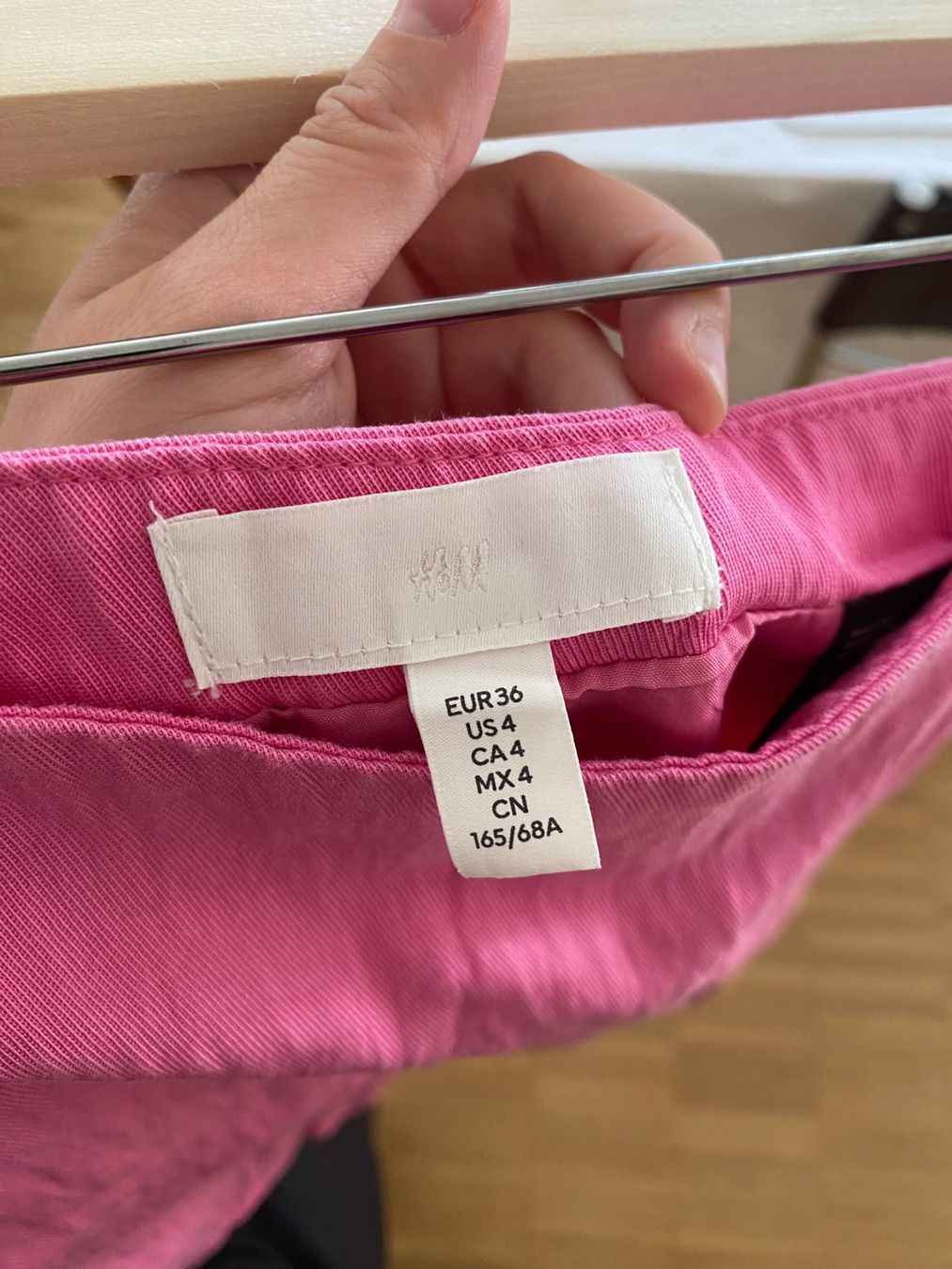 H&M Röcke: Pinker Minirock von H&M – Gebraucht aus Luzern von champagnelaury 3