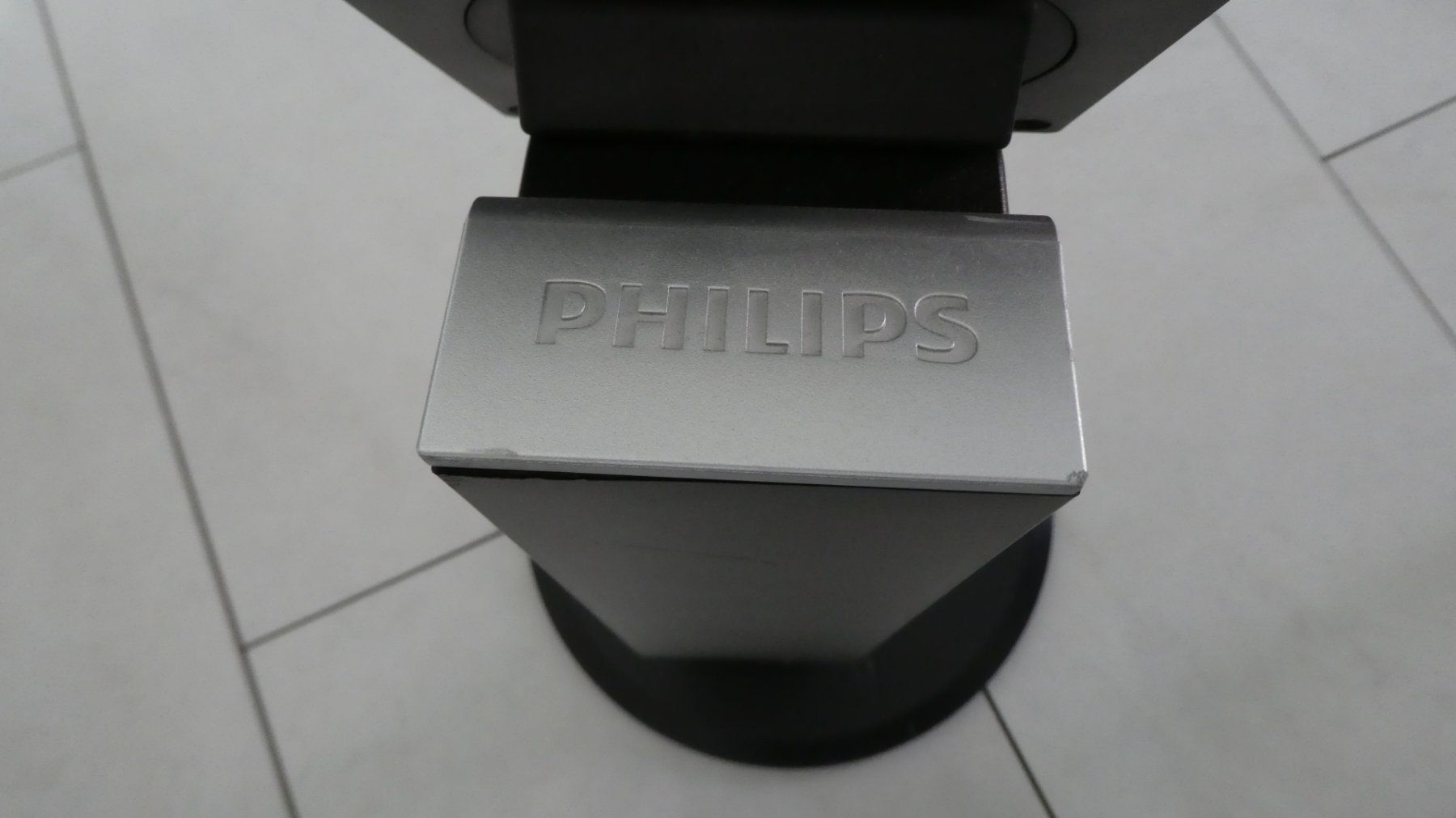 Altro in Decorazioni & Accessori: Standfuss Philips 245P2ES/00 – Usato da Lausen venduto da Vectrex1 2