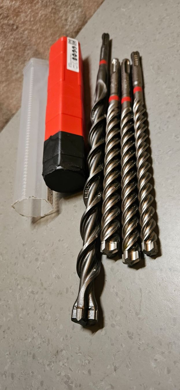 Hilti Tutti gli attrezzi: Hilti Betonbohrer Set 12,14,16,20 mm – Nuovo (secondo la descrizione) da Baar venduto da Vel...Baar45 2