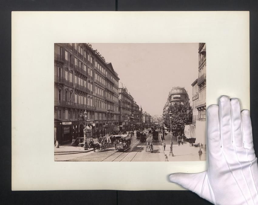 Fotografie &  Plakate: Fotografie Marseille, Canebière mit Pfe – Gebraucht aus Berlin von bartko-reher