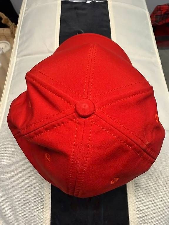 Copricapi, berretti & cappellini: Ferrari "Not for sale" Cap – Nuovo (secondo la descrizione) da Vacallo venduto da mvtony 2