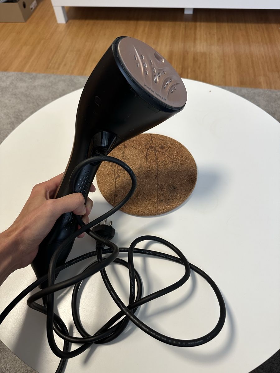 Philips Ferri da stiro: Philips Steam&Go Steamer – Usato da Zürich venduto da adilet 1