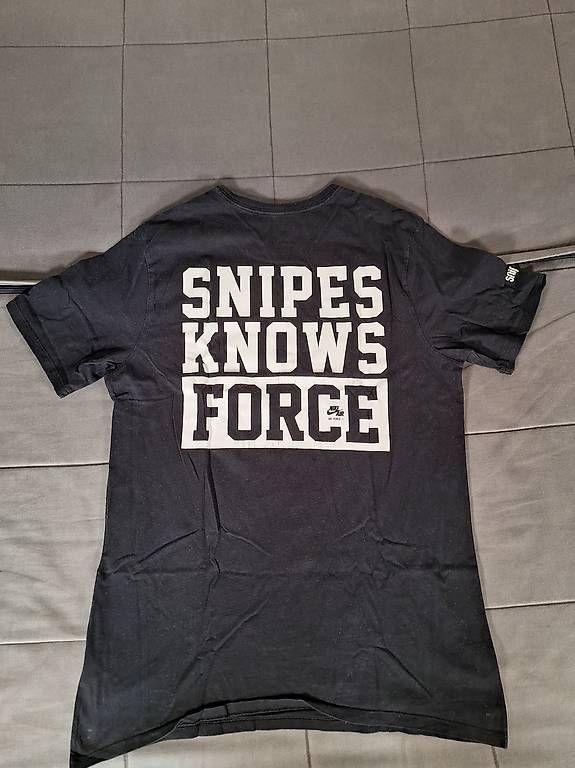 T-shirt: Nike graphic T-shirt – Usato da Kriens venduto da Jeremyt05 1
