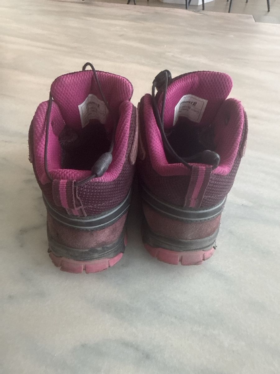 Landrover Schuhe für Mädchen: Wanderschuhe Landrover Grösse 31 oft gebraucht – Gebraucht aus Schlieren von Schnaepliparadies 2