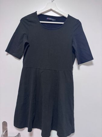 Schickes, kurzes, schwarzes Kleid von Even&Odd, Gr. L