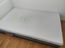 Matratze inkl. Lattenrost