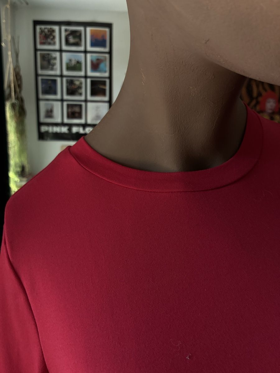 Pullover & Sweatshirts: Rotes langarmshirt – Neu (gemäss Beschreibung) aus Ueberstorf von nai_9z9s 2