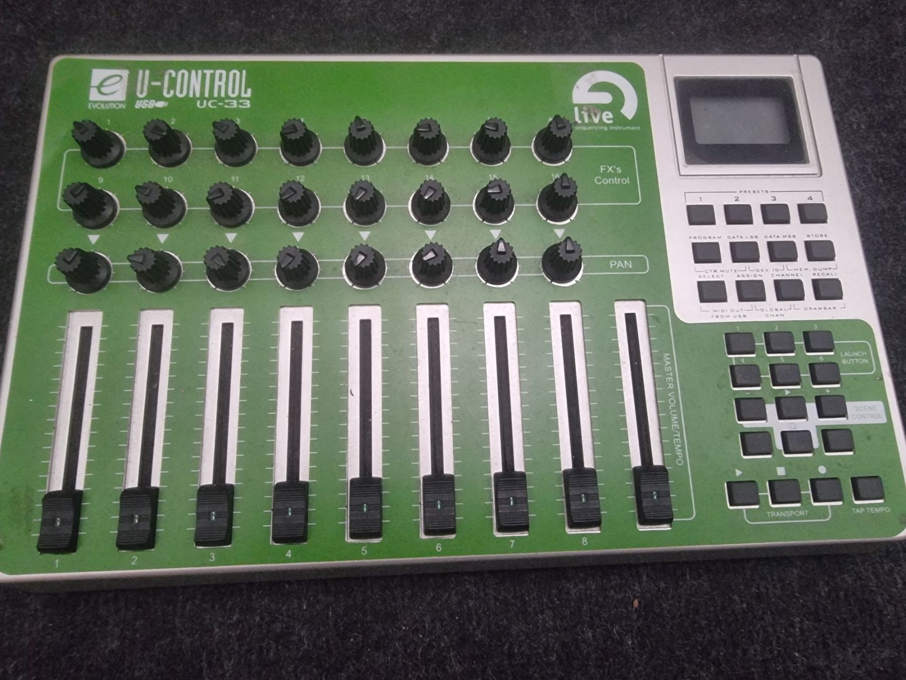 Sistema di controllo: Evolution UC-33 USB MIDI Controller - Top Zustand! (48) – Usato da Unterengstringen venduto da Elibusel
