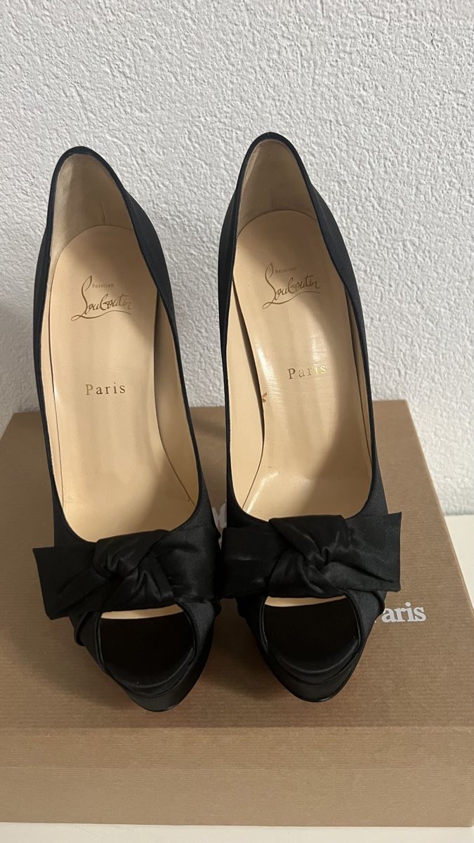 Christian Louboutin Damenschuhe: Christian Louboutin – Neu und originalverpackt aus Uetikon am See von jan_bx6p 2