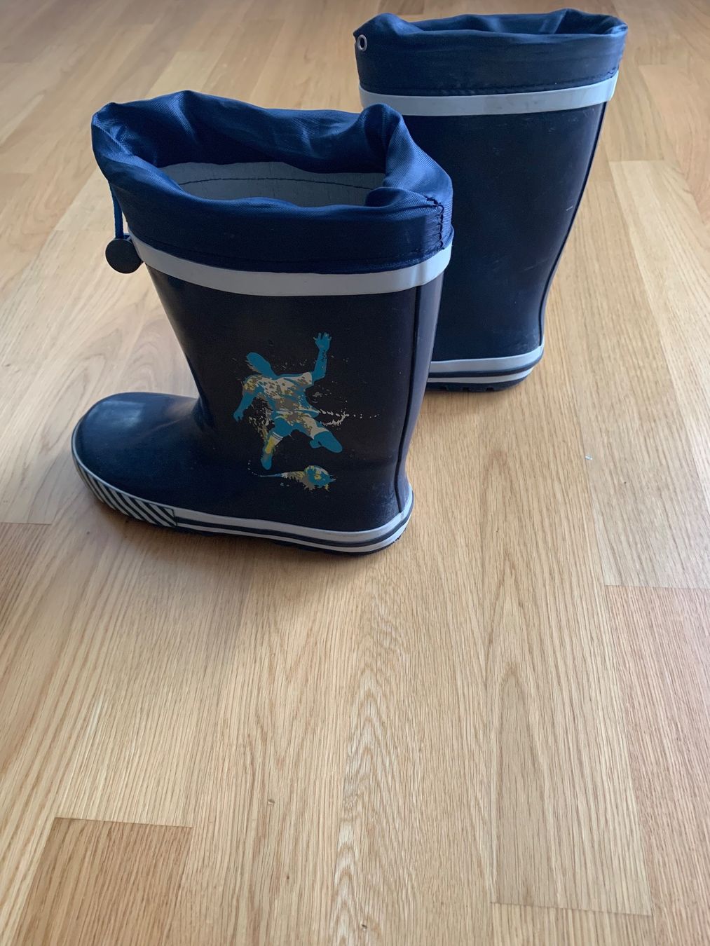 Scarpe per ragazzi: Gummi Stiefel Gr.34 – Usato da Zürich venduto da Lucinka21 1