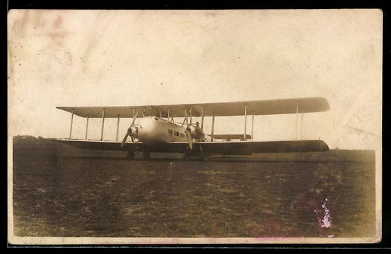 Foto & Poster: Foto-AK Doppeldecker-Passagierflugzeug a – Usato da Berlin venduto da bartko-reher