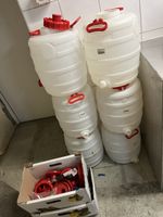 6 Stk. Getränkefässer 30 Liter, mit Deckel