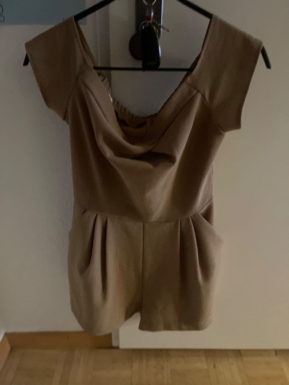 Tute: Overall / Jumpsuit kurz Gr. M – Usato da Zürich venduto da Kia78 6
