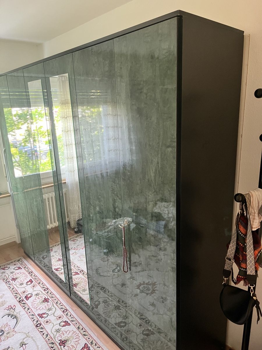 Armadi: Schrank – Usato da Oftringen venduto da hkch1907 1