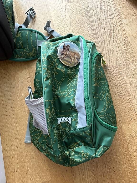 Ergobag Kindertaschen: Ergobag Schulsack mit Turnsack Dinosaurier – Gebraucht aus Burgdorf von D_A-J-b_46 2