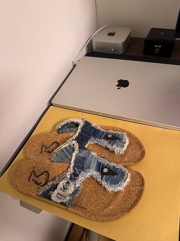 Scarpe da donna: Jeans Flip Flops Size 39 EU – Usato da Schübelbach venduto da Rahnmont