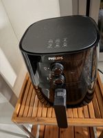 Philips Airfryer Heissluftfritteuse Essential gebraucht