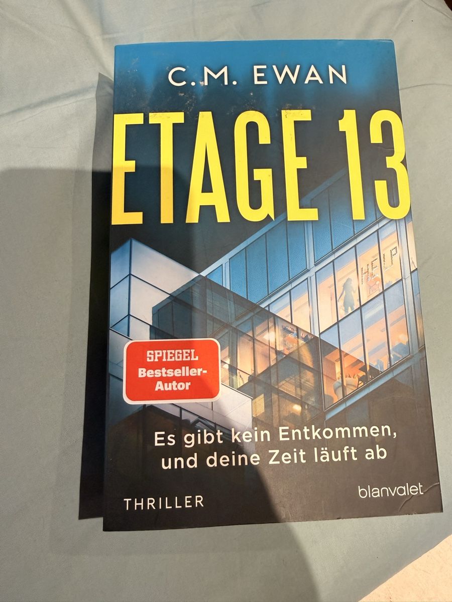 Bücher: Buch Etage 13 – Neu (gemäss Beschreibung) aus Lenk im Simmental von F3775 1