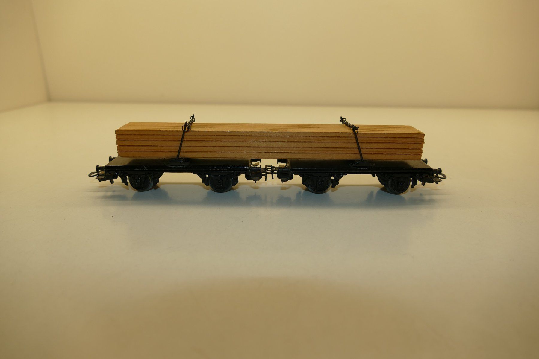 Märklin Modellini di ferrovie: Märklin H0: Langholzwagen – Usato da Niederhasli venduto da rail-duerst