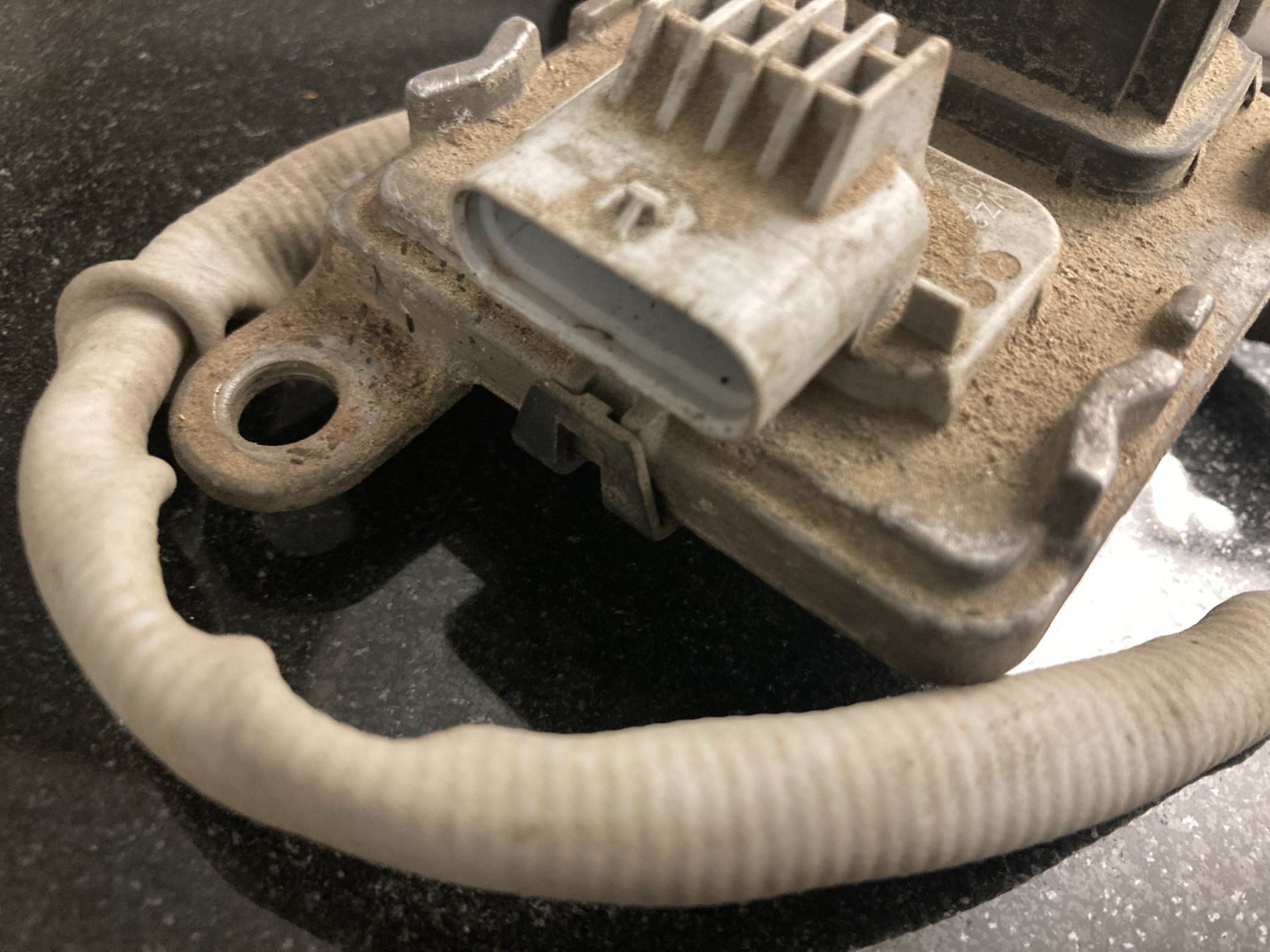 Renault Tutti pezzi di ricambio auto: NOX Sensor Renault Trafic 227902682R – Usato da Cham venduto da WB2223 2