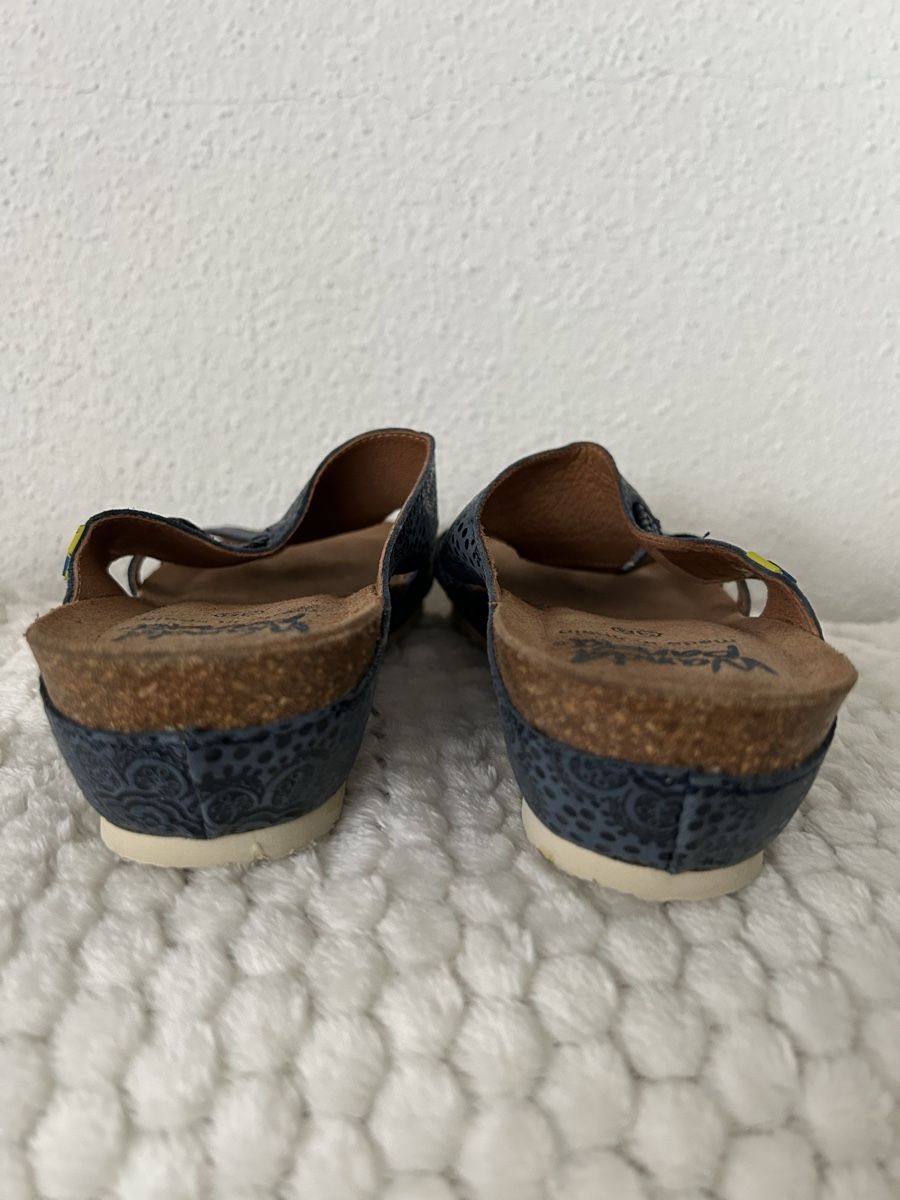 Scarpe da donna: Hausschuhe, Sandalen Gr. 38 – Usato da Zürich venduto da Aengely 2