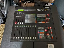 Martin Moving head  mit DMX Steuerung alles im 2 Case 