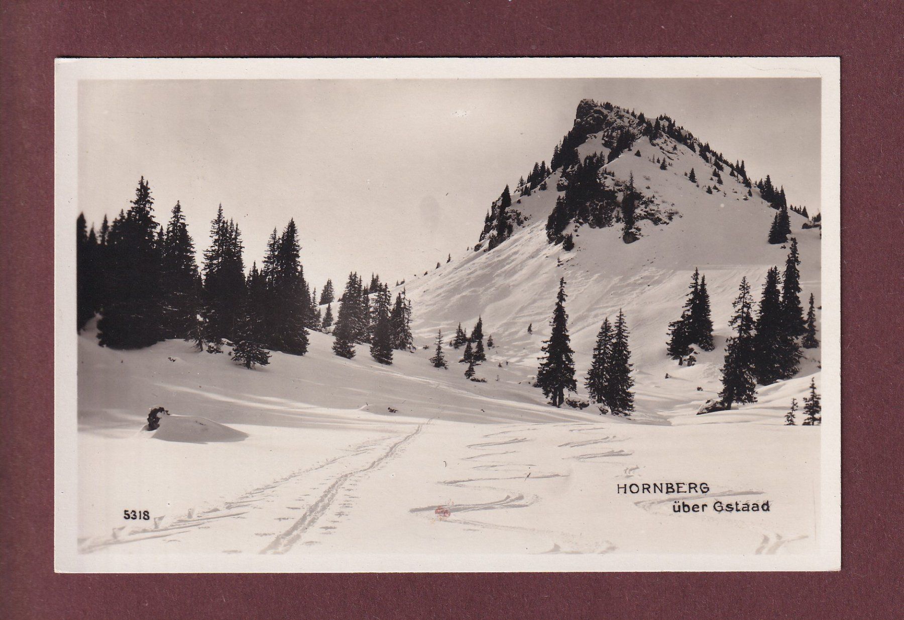 Cartoline postali: HORNBERG über Gstaad – Usato da Pully venduto da nicecards